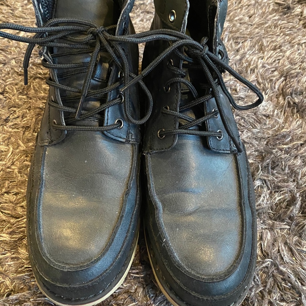 Men’s Sonoma black boots size 11